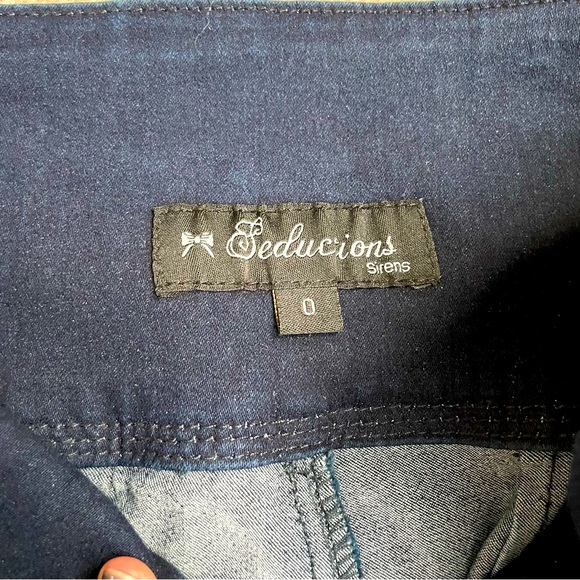 Urban Planet/Seductions Multi Button Highwaist Skinny Jean - Picture 4 of 4